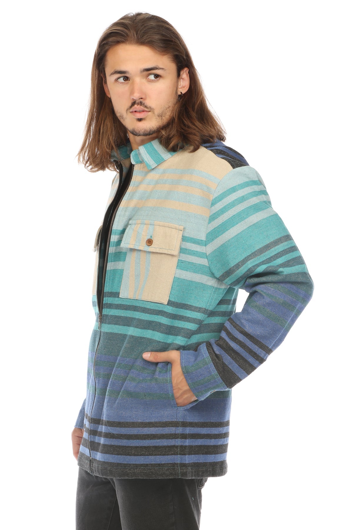 trim_fce_item657e56b8e192b.jpg
