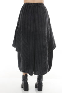 Draped Waffel Barrel Pants